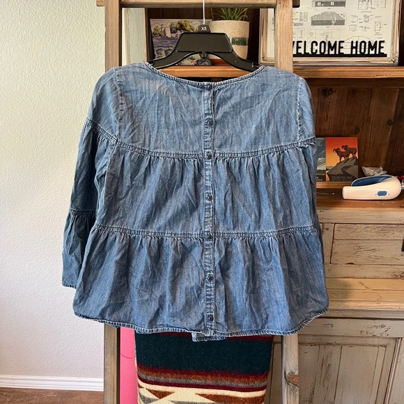 Madewell women’s L/S denim tiered button back top size XS - Picture 3 of 8